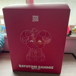Schlatt Youtooz Bath Time Rammie Plush ✨🐏